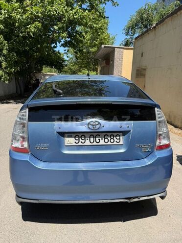 Toyota Prius-2