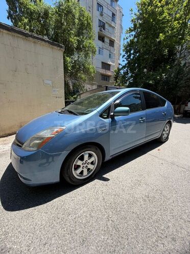 Toyota Prius-4