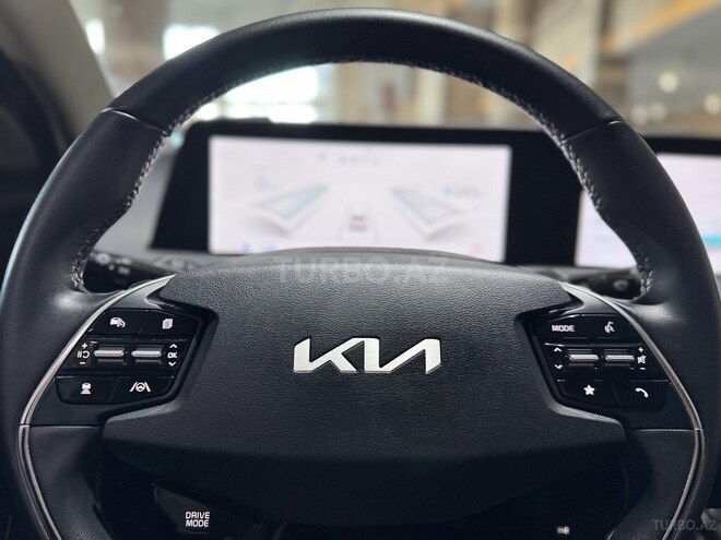 Kia EV6-26