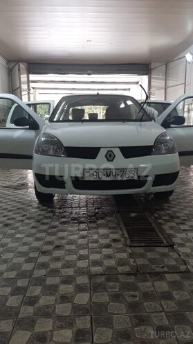 Renault Symbol-8