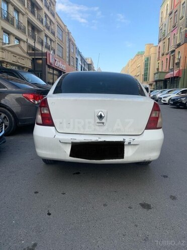 Renault Symbol-2