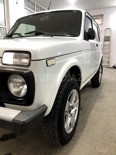 LADA (VAZ) Niva-6