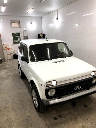 LADA (VAZ) Niva-10