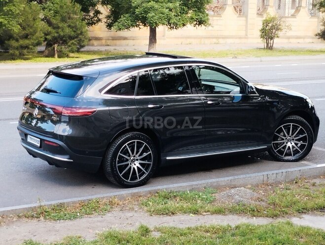 Mercedes EQC 400 4MATIC-3