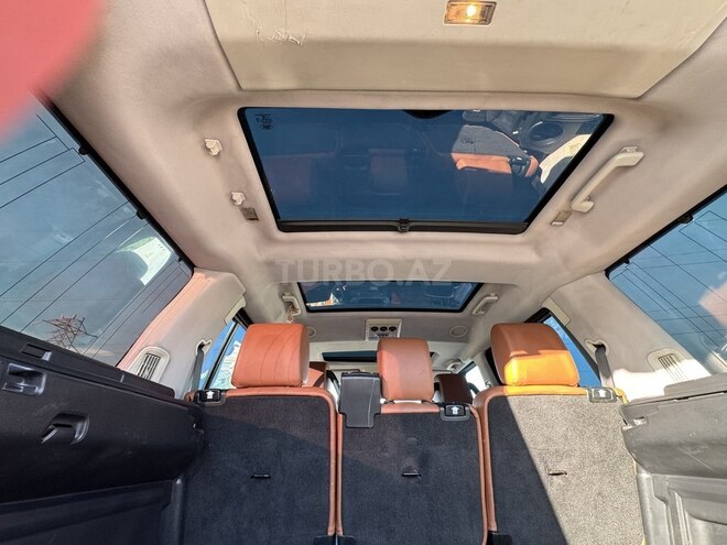 Land Rover Discovery-8
