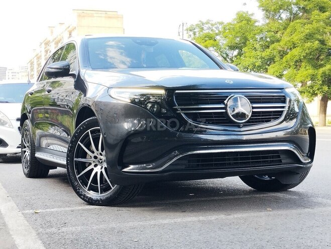 Mercedes EQC 400 4MATIC-2