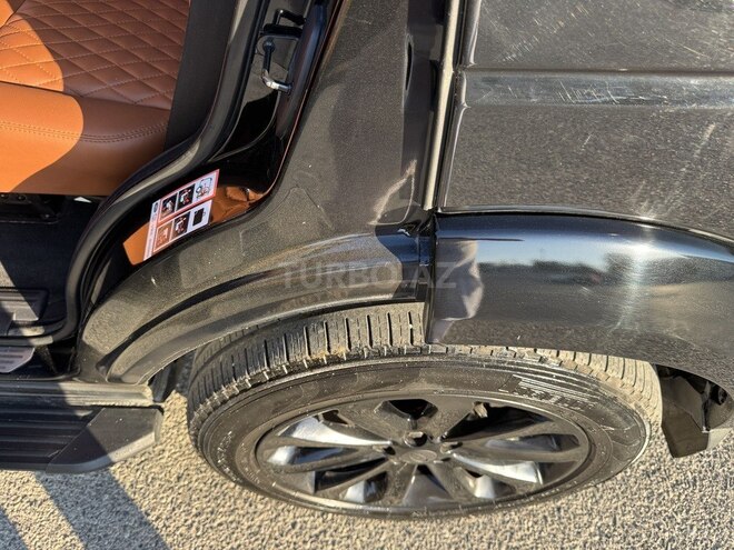 Land Rover Discovery-11