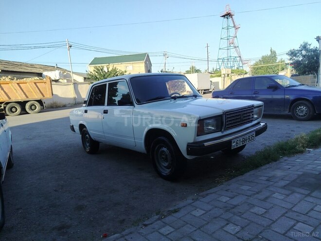 LADA (VAZ) 2107-3