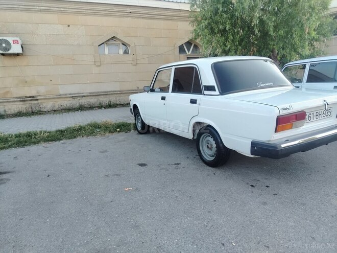 LADA (VAZ) 2107-5