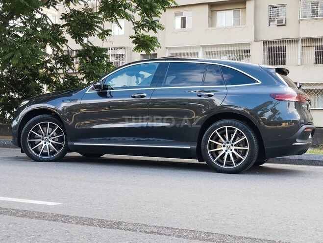 Mercedes EQC 400 4MATIC-4