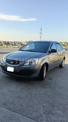 Kia Rio-1