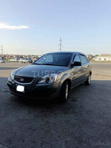 Kia Rio-2