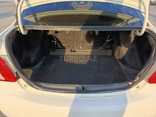 Toyota Yaris-6