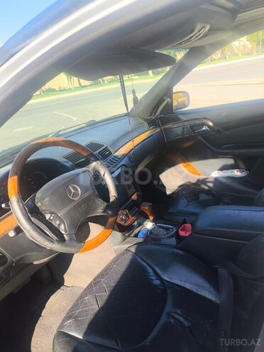 Mercedes S 320-5