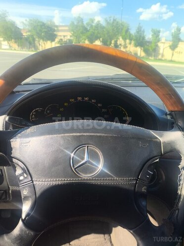Mercedes S 320-13