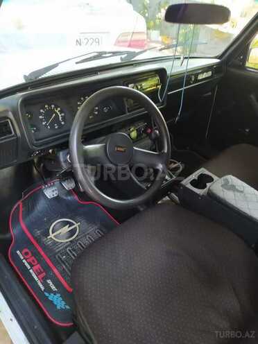 LADA (VAZ) 2107-2