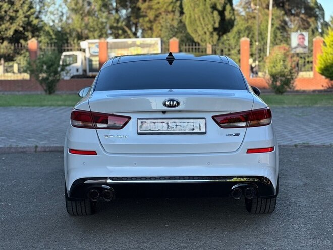 Kia Optima-3