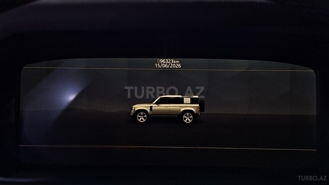 Land Rover Defender-9