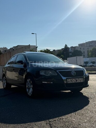 Volkswagen Passat-2