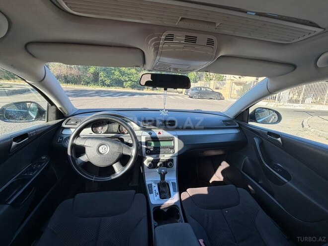 Volkswagen Passat-15