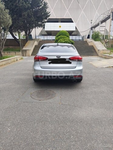 Kia Forte-2