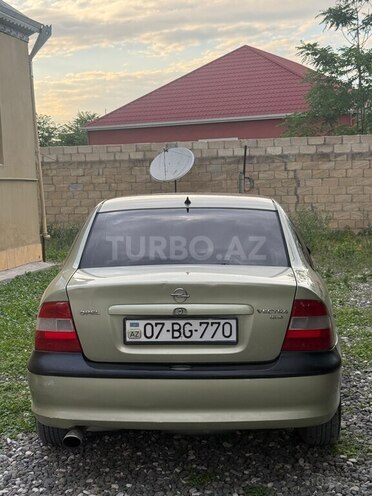 Opel Vectra-2