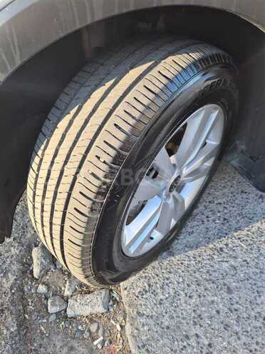 Kia Sorento-13