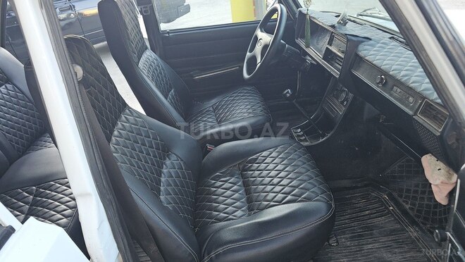LADA (VAZ) 2107-17