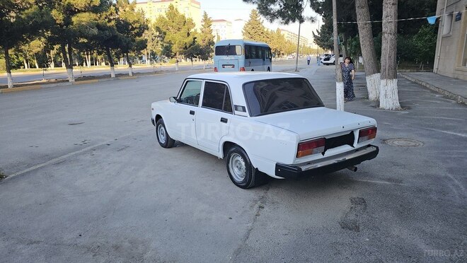 LADA (VAZ) 2107-10