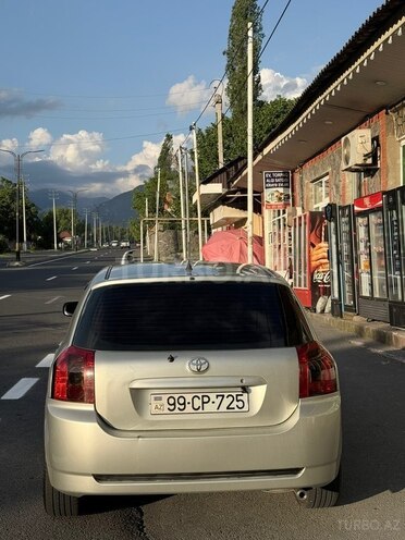 Toyota Corolla-4