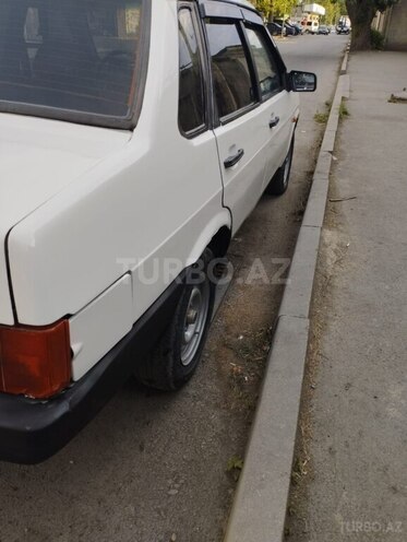 LADA (VAZ) 21099-4