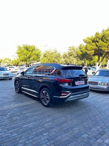 Hyundai Santa Fe-8