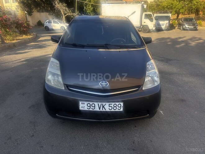 Toyota Prius-1