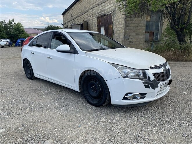 Chevrolet Cruze-2