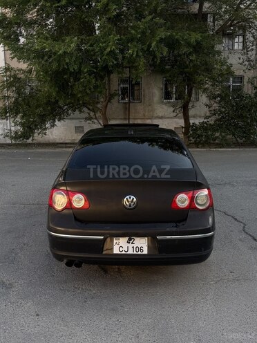 Volkswagen Passat-6