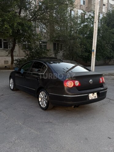 Volkswagen Passat-5