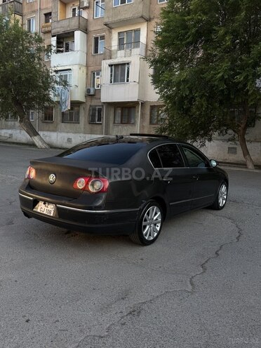 Volkswagen Passat-4