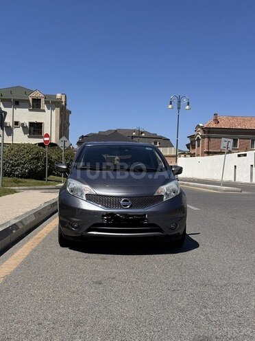 Nissan Note-1