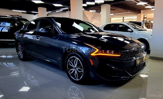 Kia K5-4