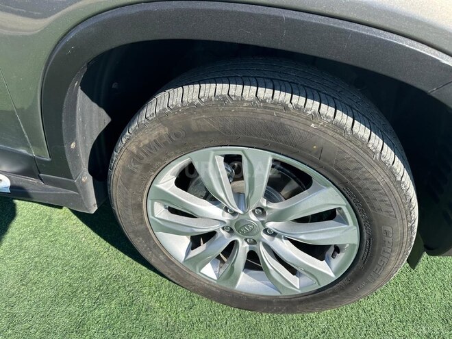 Kia Sorento-4