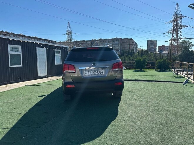 Kia Sorento-14