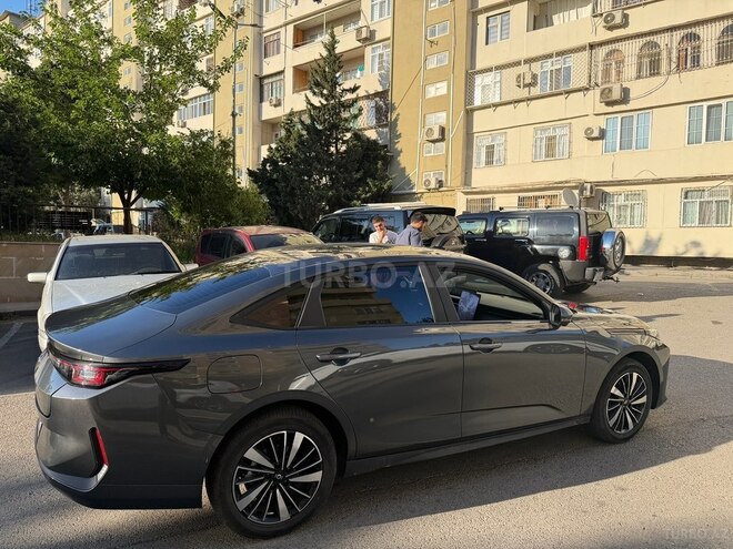 Changan Qiyuan A05-5