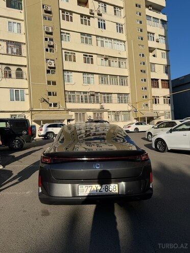 Changan Qiyuan A05-4