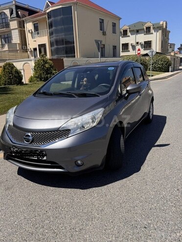 Nissan Note-2