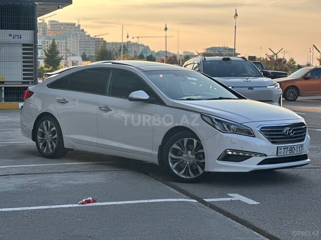 Hyundai Sonata-5