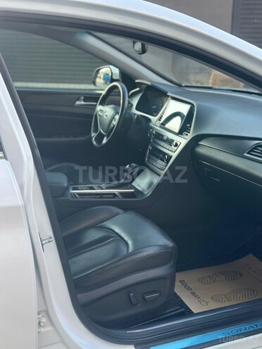Hyundai Sonata-7