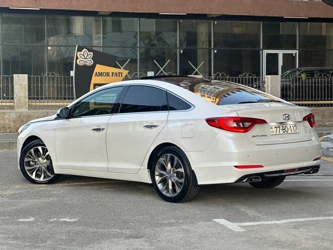 Hyundai Sonata-4