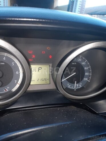 Toyota Land Cruiser Prado-10