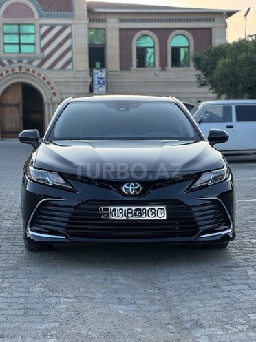 Toyota Camry-1