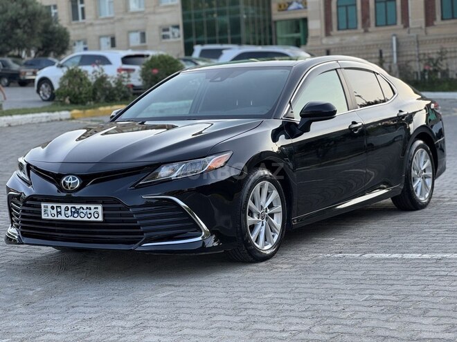 Toyota Camry-6
